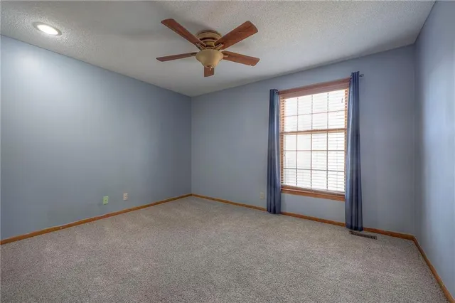 $525,000 | 12506 Knox Street, Overland Park, KS 66213