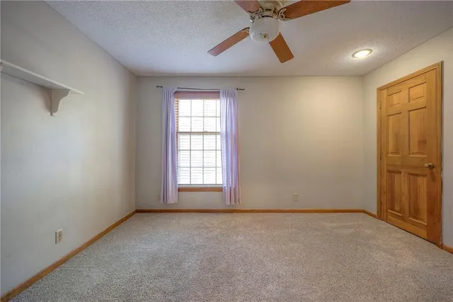 $525,000 | 12506 Knox Street, Overland Park, KS 66213