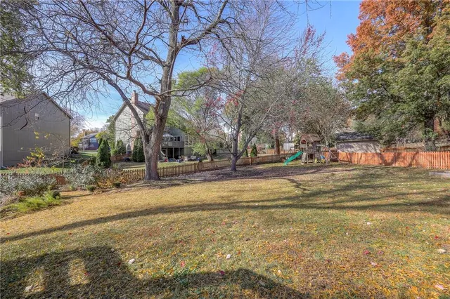 $525,000 | 12506 Knox Street, Overland Park, KS 66213