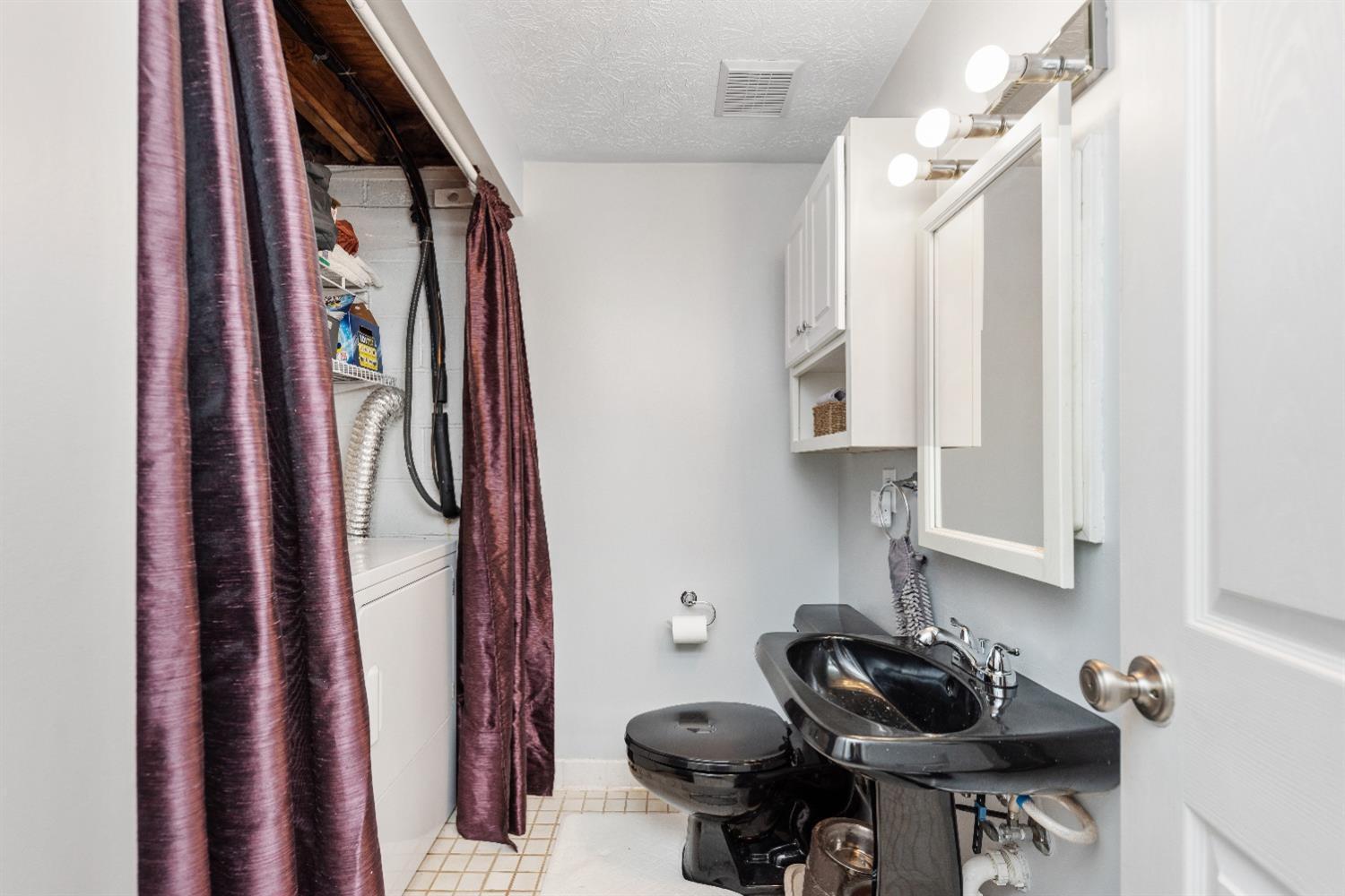 1289 Blue Ridge Way Milford, OH 45150 - Photo 26 of 35 Gallery Image 26