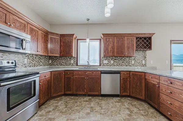 $614,900 | 3698 North Sedona Court, West Fargo, ND 58078