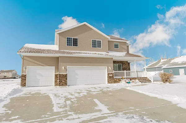 $614,900 | 3698 North Sedona Court, West Fargo, ND 58078
