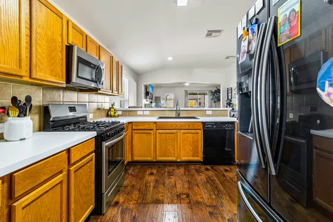$284,500 | 1918 Cold River Drive, Humble, TX 77396