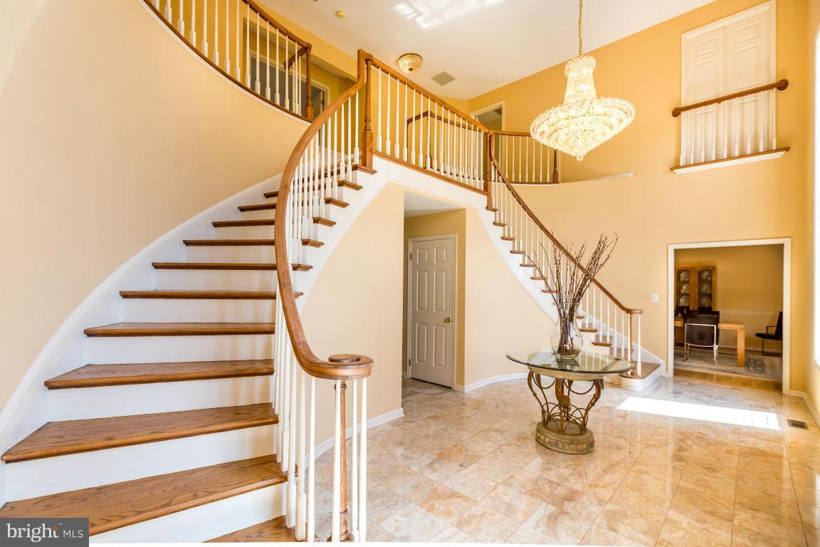 12177 Etchison Road Ellicott City, MD 21042 - Photo 3 of 30 Interior (General)