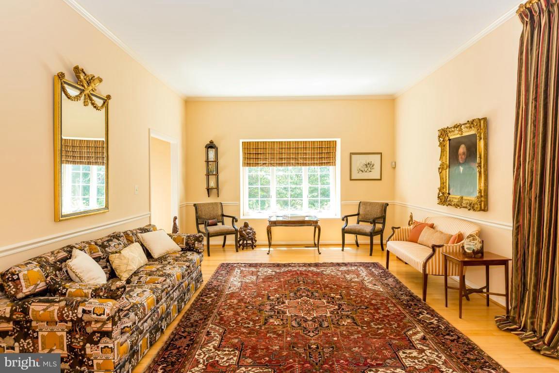 12177 Etchison Road Ellicott City, MD 21042 - Photo 5 of 30 Living Room