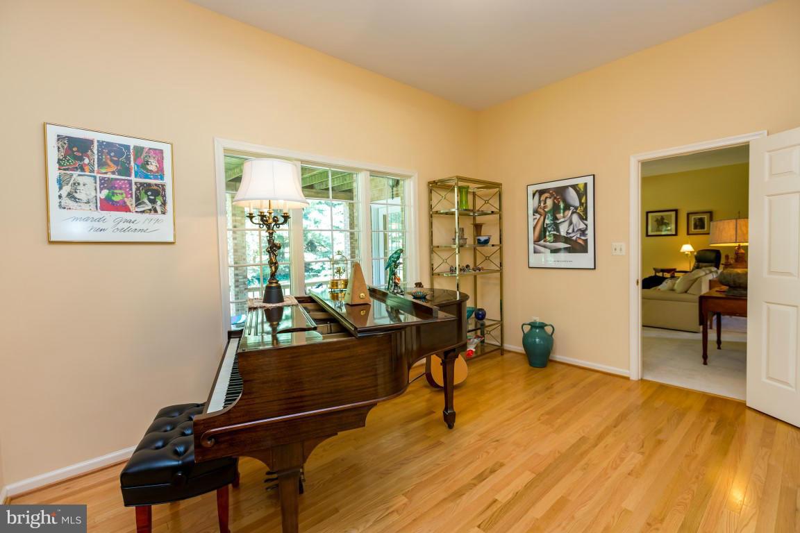 12177 Etchison Road Ellicott City, MD 21042 - Photo 6 of 30 Interior (General)