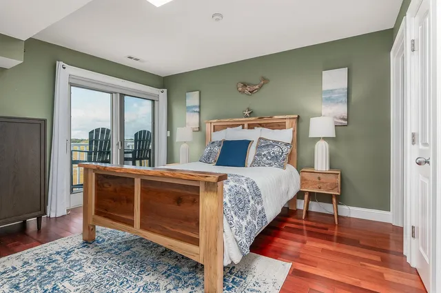 $675,000 | 591 Ocean Boulevard, Unit 6, Hampton, NH 03842