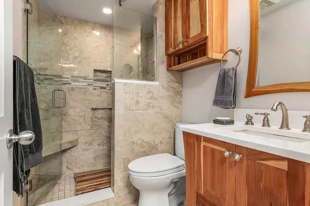 $675,000 | 591 Ocean Boulevard, Unit 6, Hampton, NH 03842