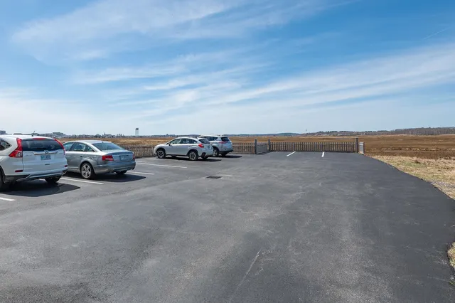 $675,000 | 591 Ocean Boulevard, Unit 6, Hampton, NH 03842