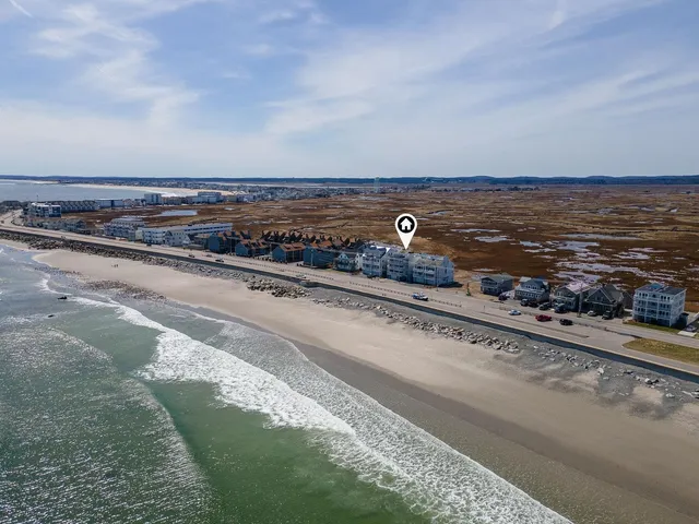 $675,000 | 591 Ocean Boulevard, Unit 6, Hampton, NH 03842