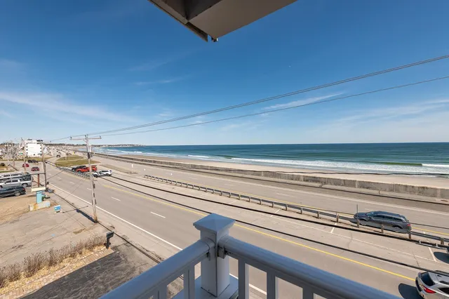 $675,000 | 591 Ocean Boulevard, Unit 6, Hampton, NH 03842