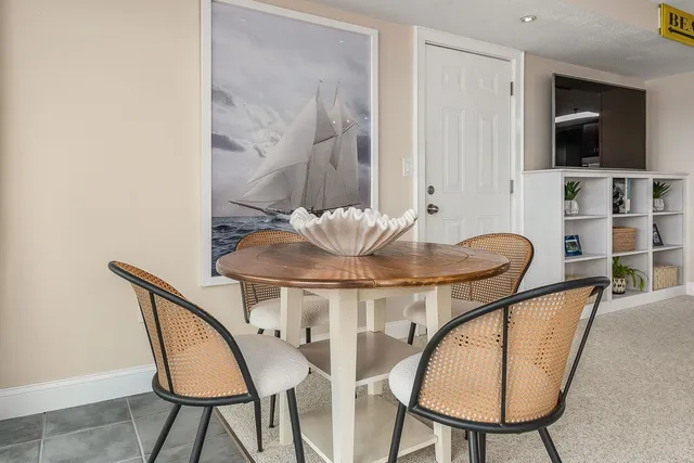 $675,000 | 591 Ocean Boulevard, Unit 6, Hampton, NH 03842