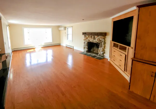 $569,000 | 18 Littlefield Court, North Berwick, ME 03906