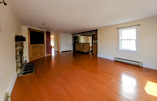 $569,000 | 18 Littlefield Court, North Berwick, ME 03906