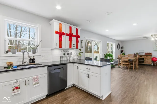 $334,900 | 203 Crestwood Avenue, Crawfordsville, IN 47933