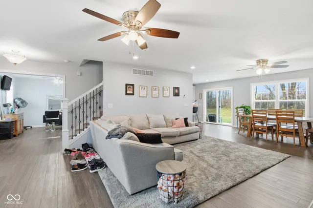 $334,900 | 203 Crestwood Avenue, Crawfordsville, IN 47933