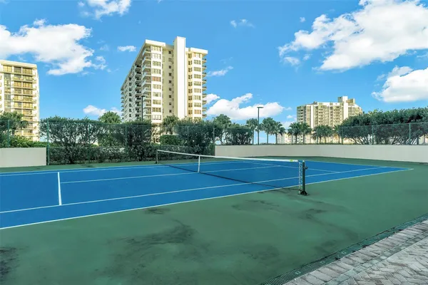 $545,000 | 3020 Northeast 32nd Avenue, Unit 406, Fort Lauderdale, FL 33308