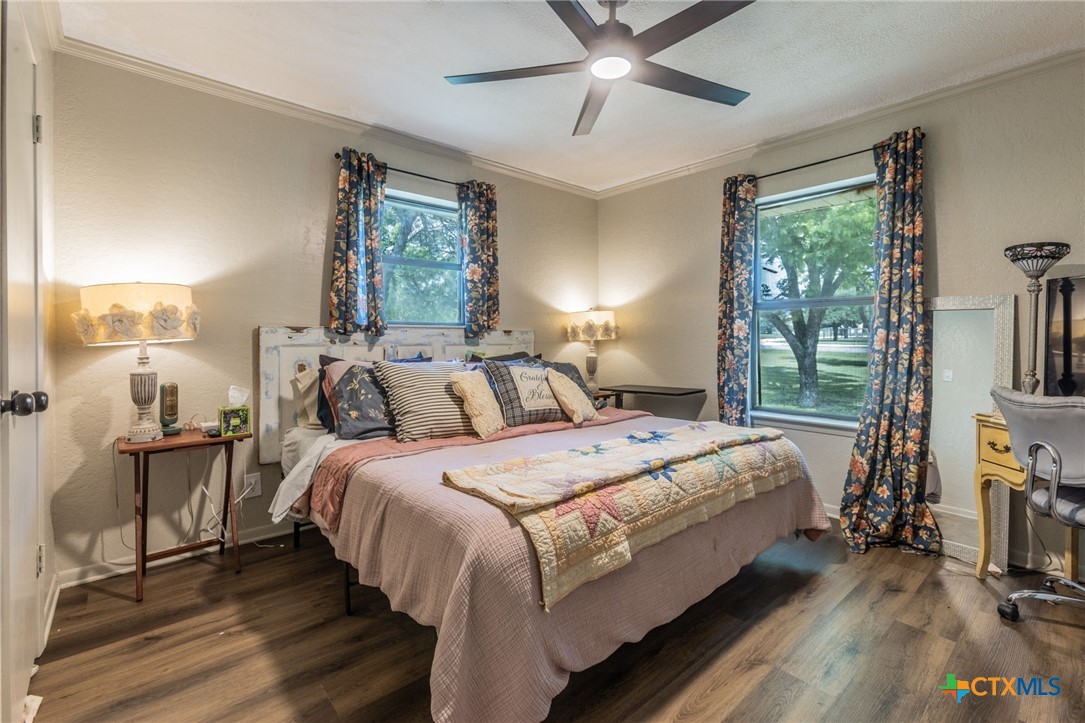 1608 Sunset Road Waco, TX 76706 - Photo 17 of 38