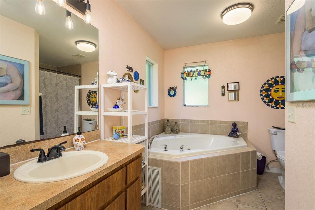 7182 Griffin Road Brooksville, FL 34601 - Photo 19 of 29