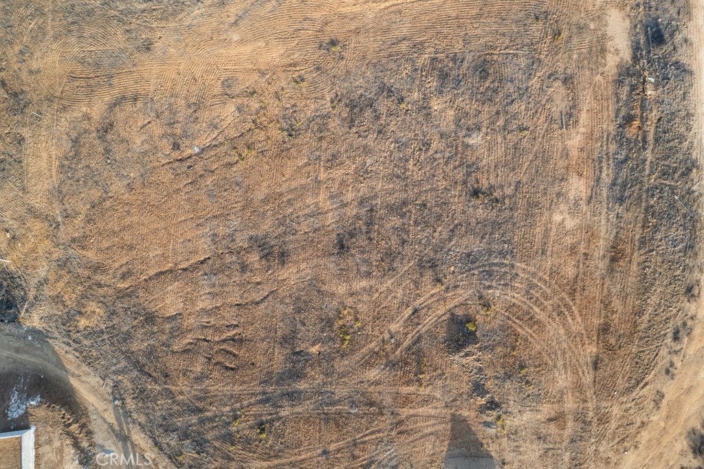 54 Via Verrazano Riverside, CA 92503 - Photo 10 of 17 a close up of a white marble wall