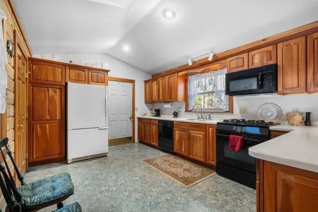 $485,000 | 535 Beard Road, Hillsborough, NH 03244