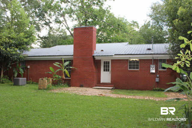 18832 Florida Street Robertsdale, AL 36567 - Photo 2 of 20 Back View