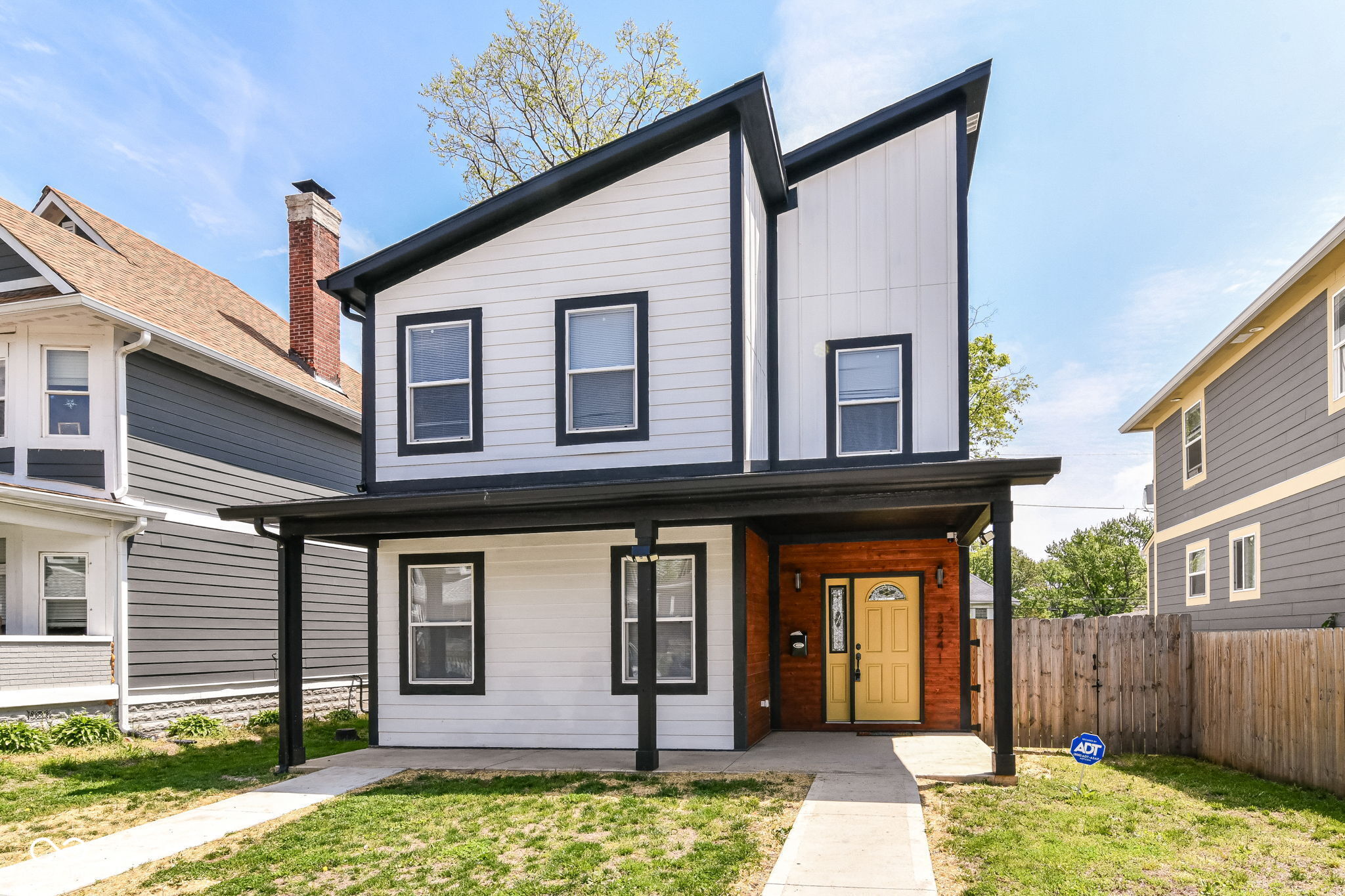 3241 Ruckle Street Indianapolis, IN 46205 - Photo 1 of 40 Gallery Image 1