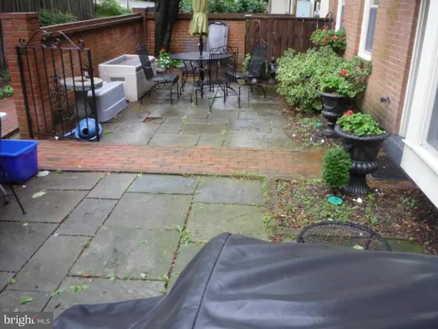 $3,800 | 2540 Fairfax Drive, Unit A, Arlington, VA 22201