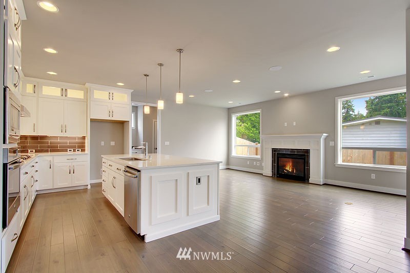 13 174th Place Southwest Bothell, WA 98012 - Photo 4 of 17