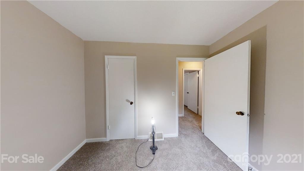 62 Kennedy Road Weaverville, NC 28787 - Photo 21 of 28 Gallery Image 21