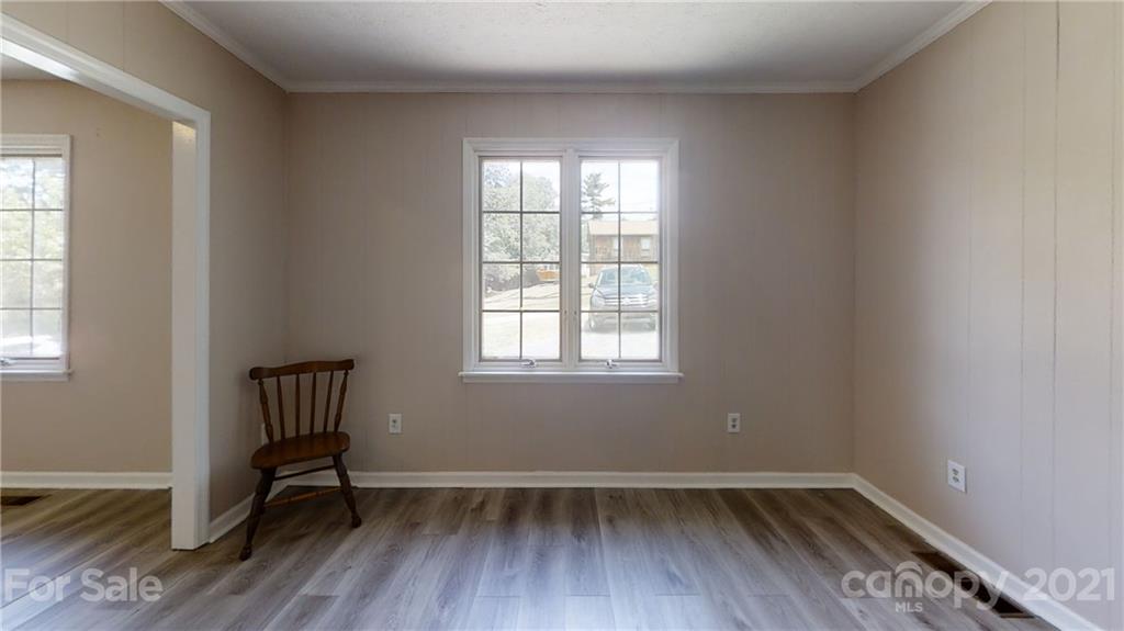 62 Kennedy Road Weaverville, NC 28787 - Photo 10 of 28 Gallery Image 10