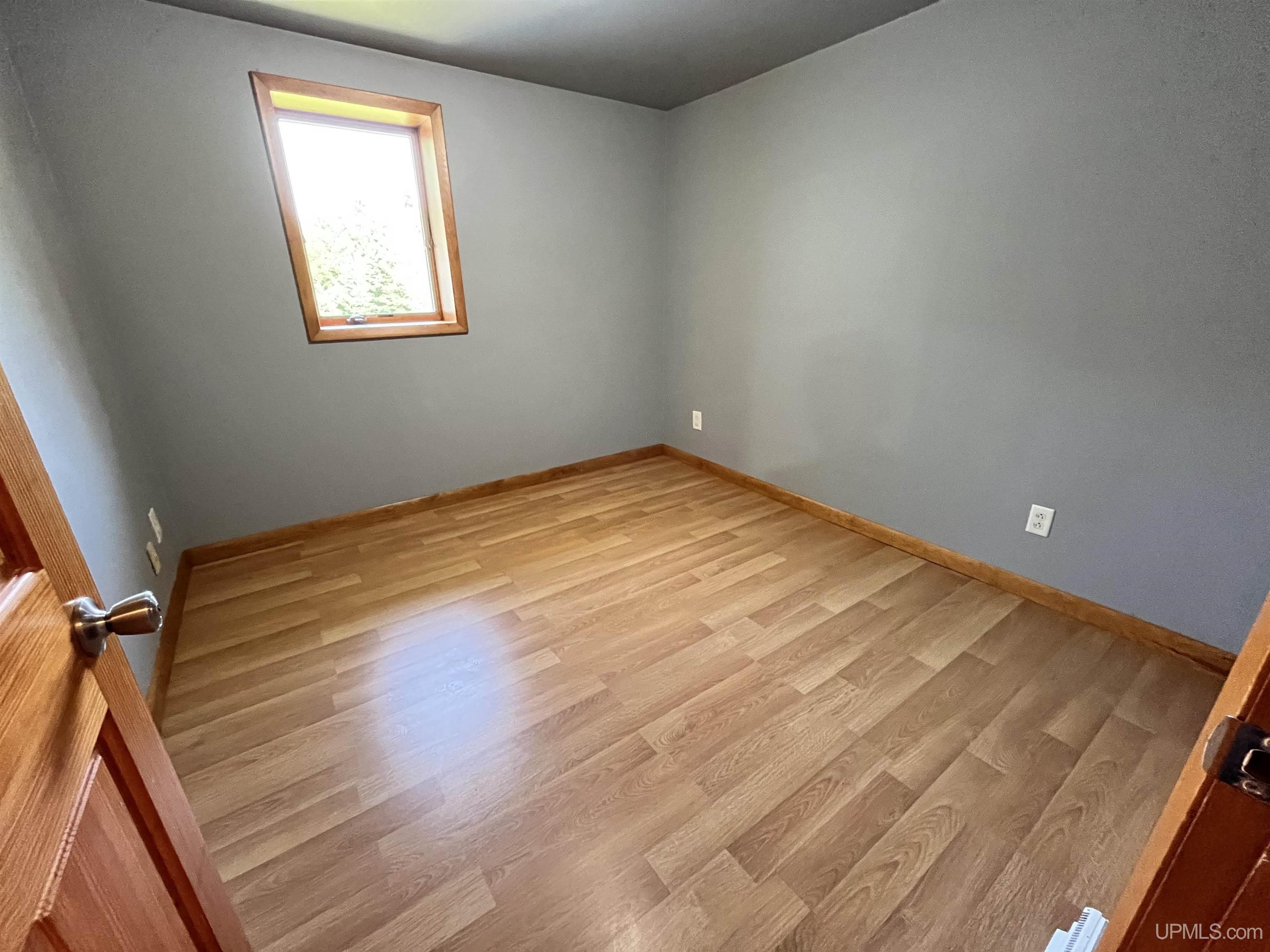 5826 W River Road Manistique, MI 49854 - Photo 11 of 41