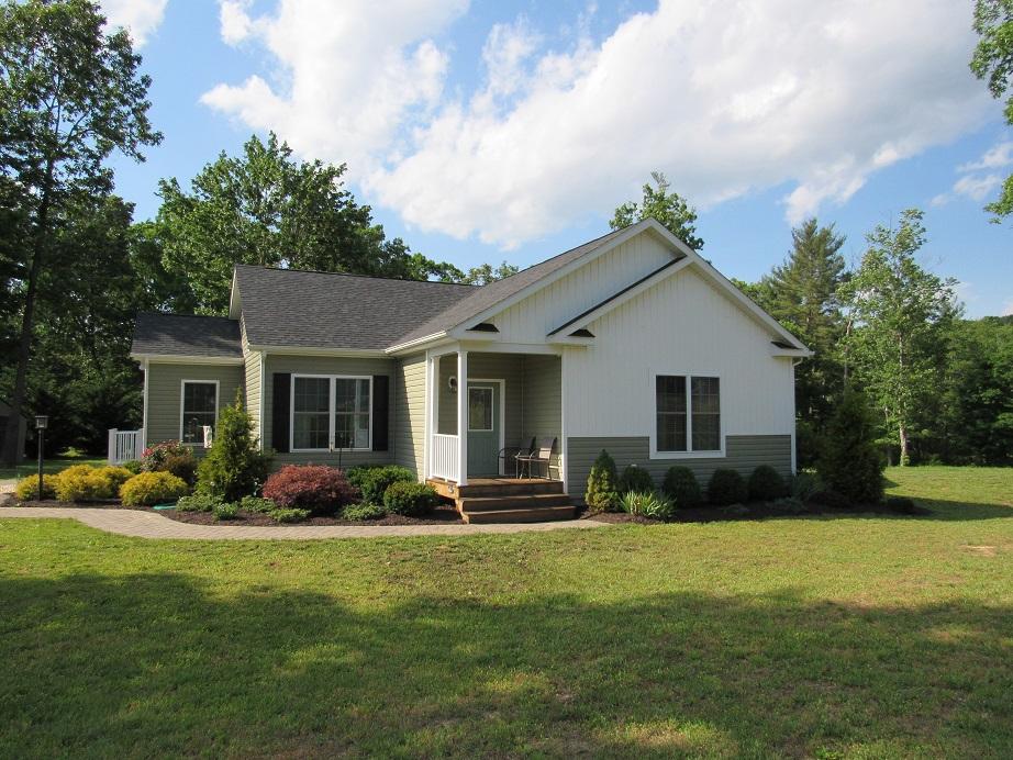 4555 Old Stage Road Radford, VA 24141 - Photo 31 of 37 4555 Old Stage Road Front main