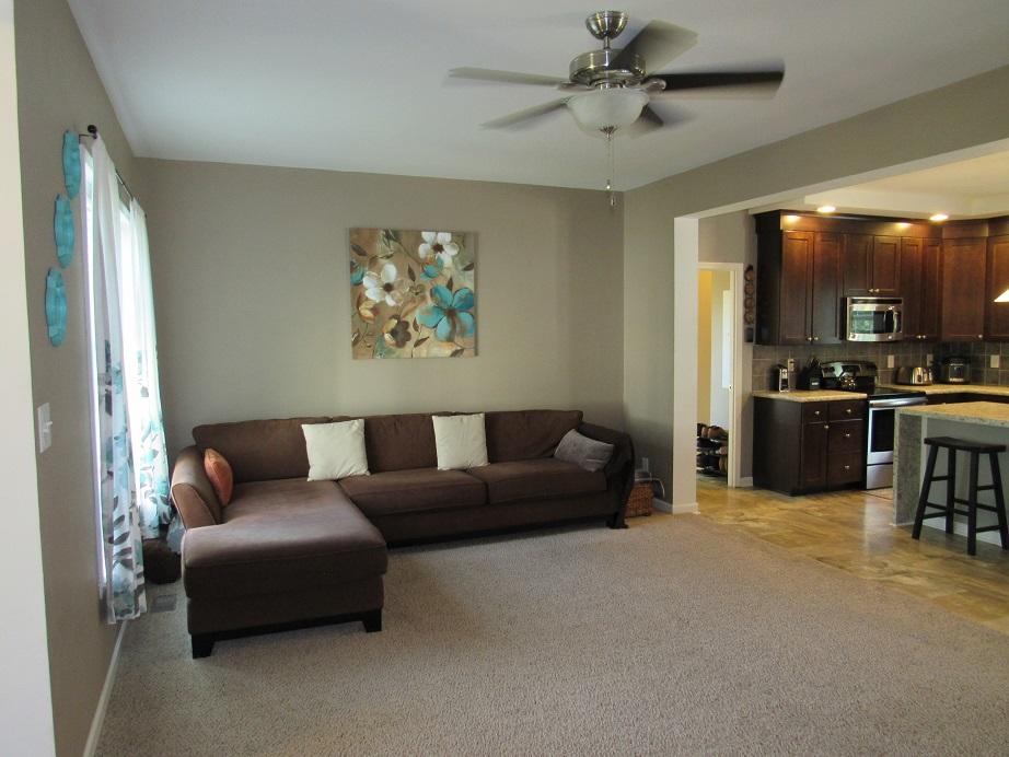 4555 Old Stage Living Room