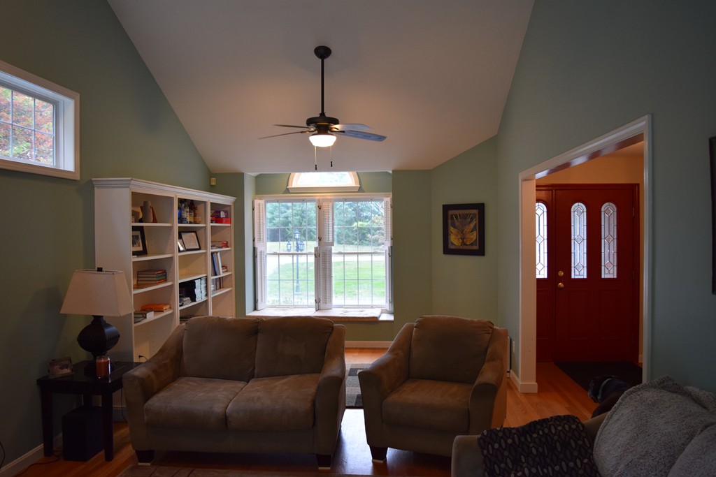 57 Paxton Road Spencer, MA 01562 - Photo 11 of 20 Gallery Image 11