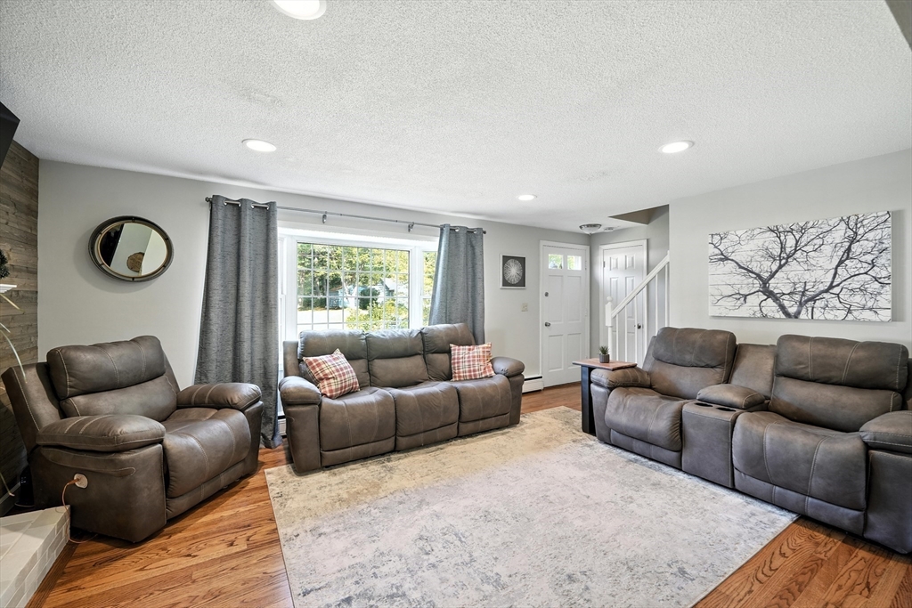 8 Meadow View Road Wilbraham, MA 01095 - Photo 12 of 28 Gallery Image 12