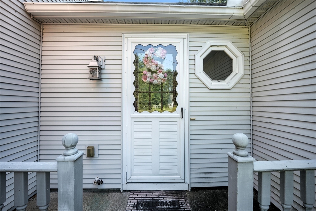 8 Meadow View Road Wilbraham, MA 01095 - Photo 2 of 28 Gallery Image 2