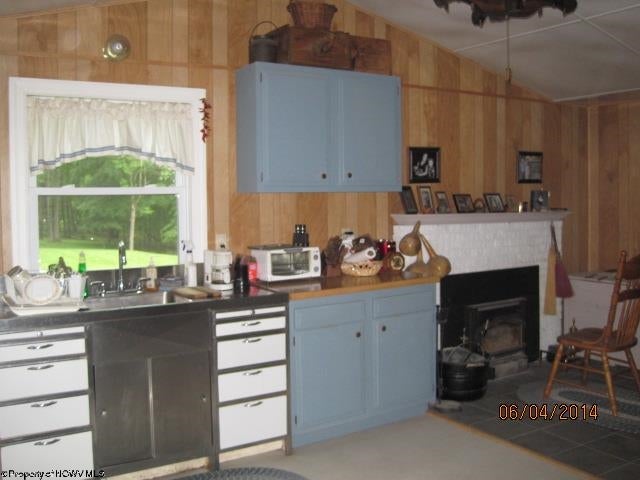 646 Legg Road Elkins, WV 26241 - Photo 5 of 19 Gallery Image 5