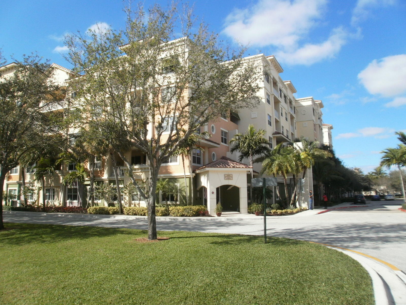 1605 Renaissance Commons Boulevard, Unit 437 Boynton Beach, FL 33426 - Photo 1 of 21 Front of Building