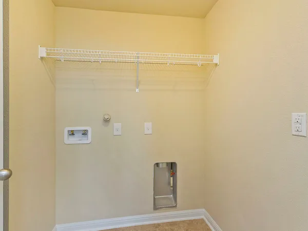$1,695 | 335 Rachel Street, Unit MAIN HOME, San Marcos, TX 78666