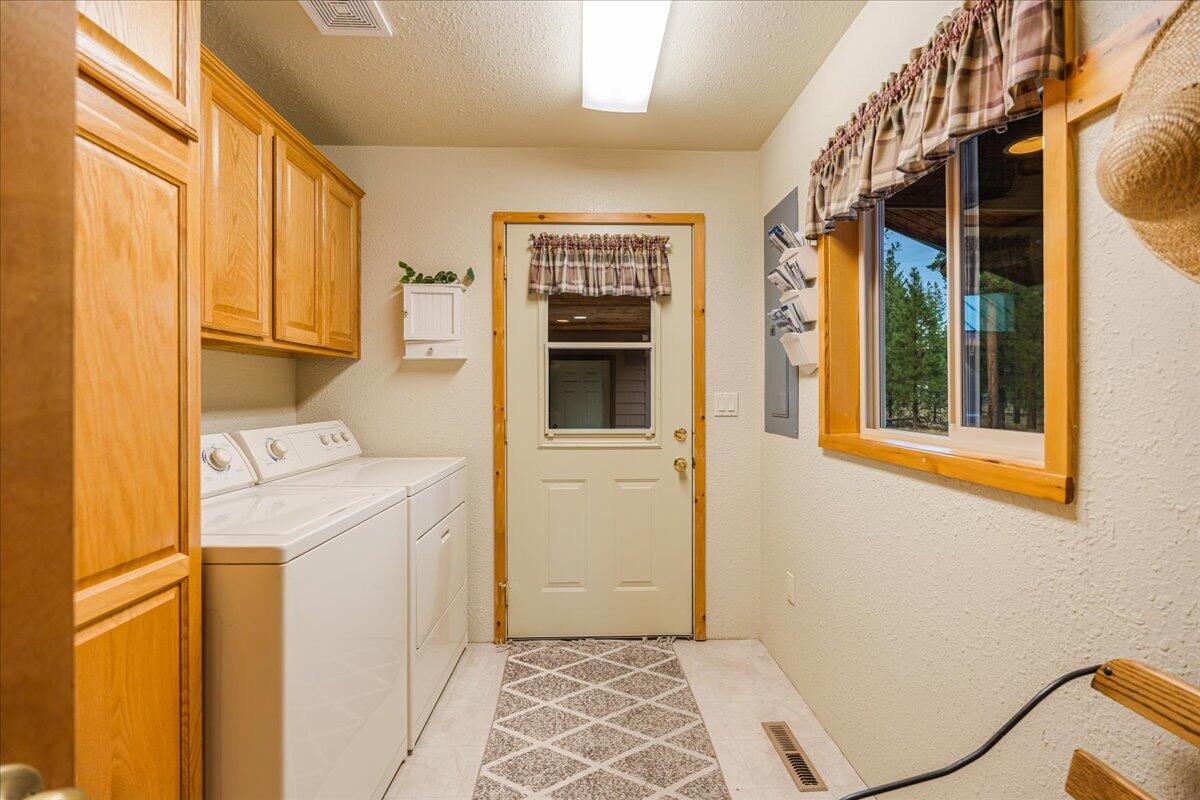 152038 Conestoga Road La Pine, OR 97739 - Photo 19 of 53 152038 Conestoga