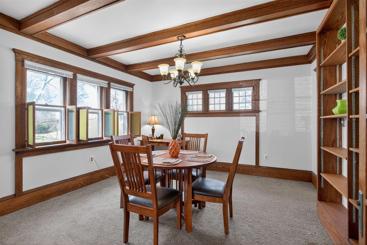 1114 Homewild Avenue Jackson, MI 49201 - Photo 8 of 33