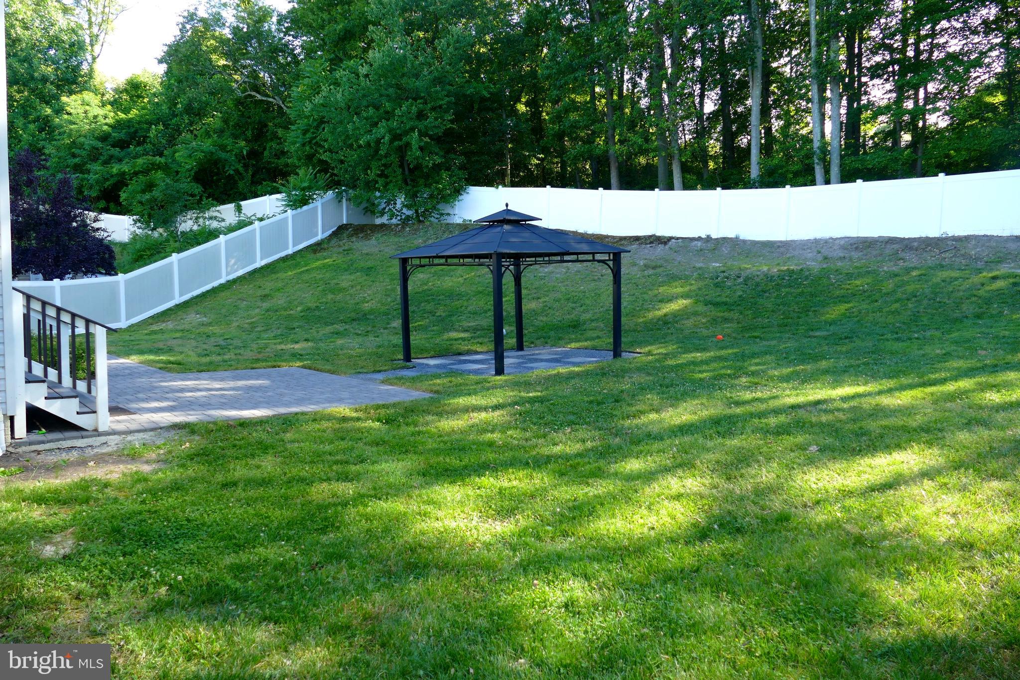 8014 Leeland Drive Pasadena, MD 21122 - Photo 2 of 32