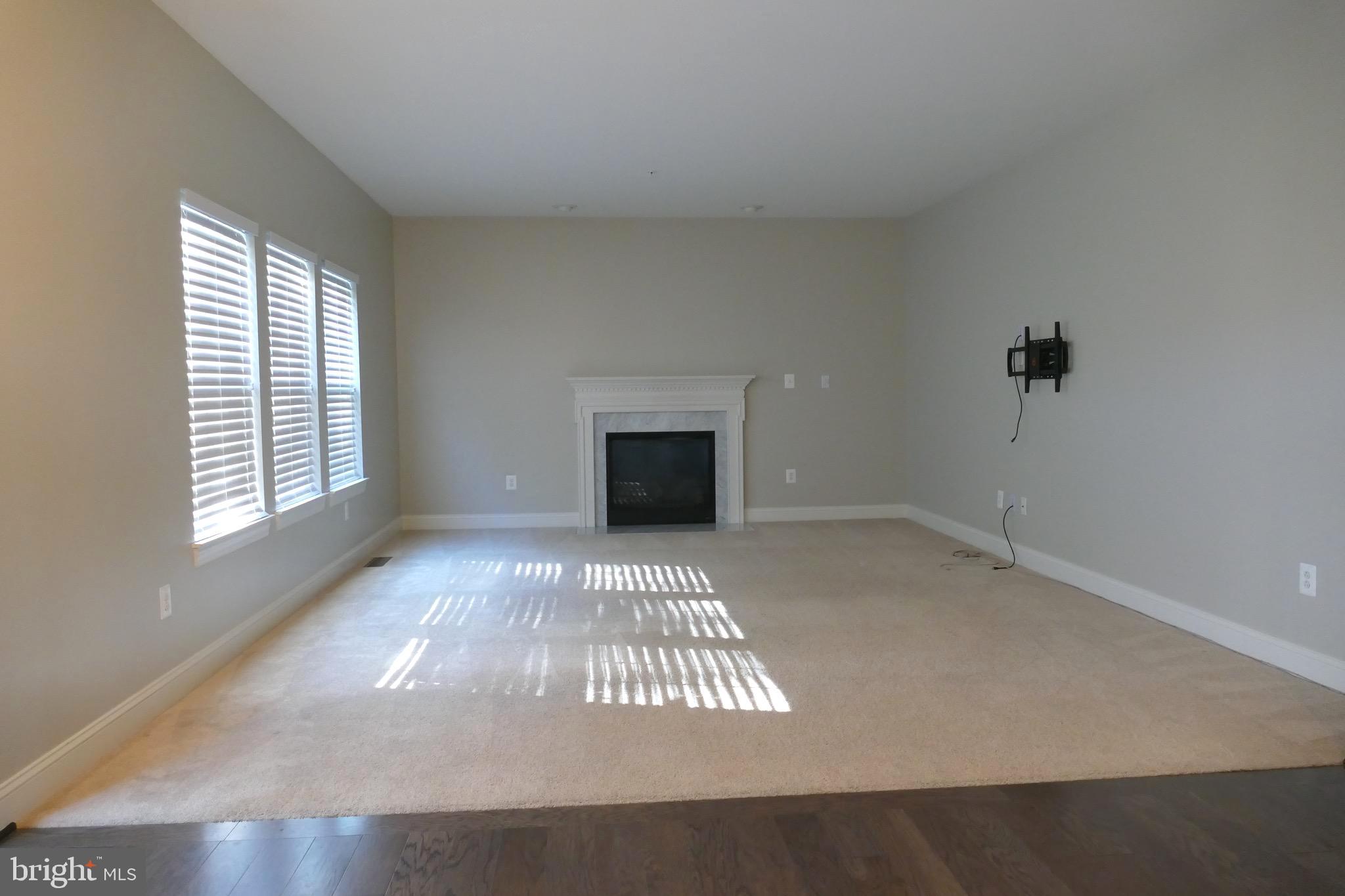 8014 Leeland Drive Pasadena, MD 21122 - Photo 6 of 32