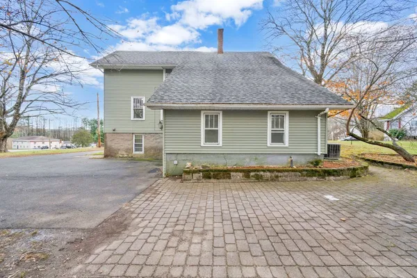 $424,777 | 115 West Stafford Road, Stafford, CT 06076