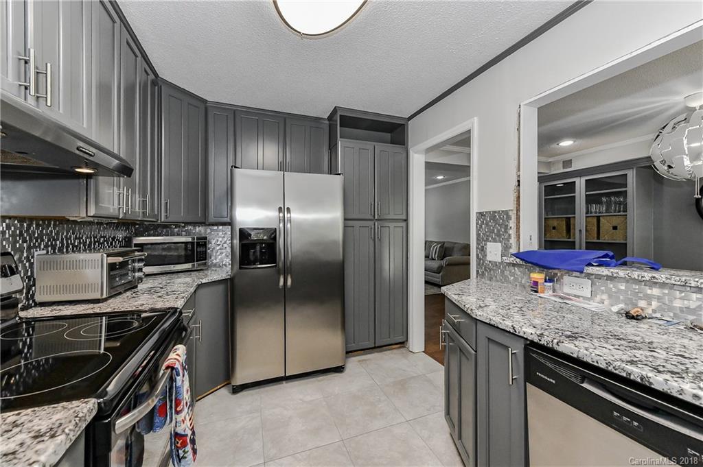 2626 Park Road, Unit H Charlotte, NC 28209 - Photo 12 of 20 Gallery Image 12