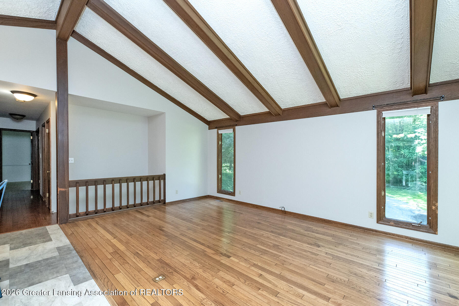 4695 Meridian Road Okemos, MI 48864 - Photo 4 of 31 04