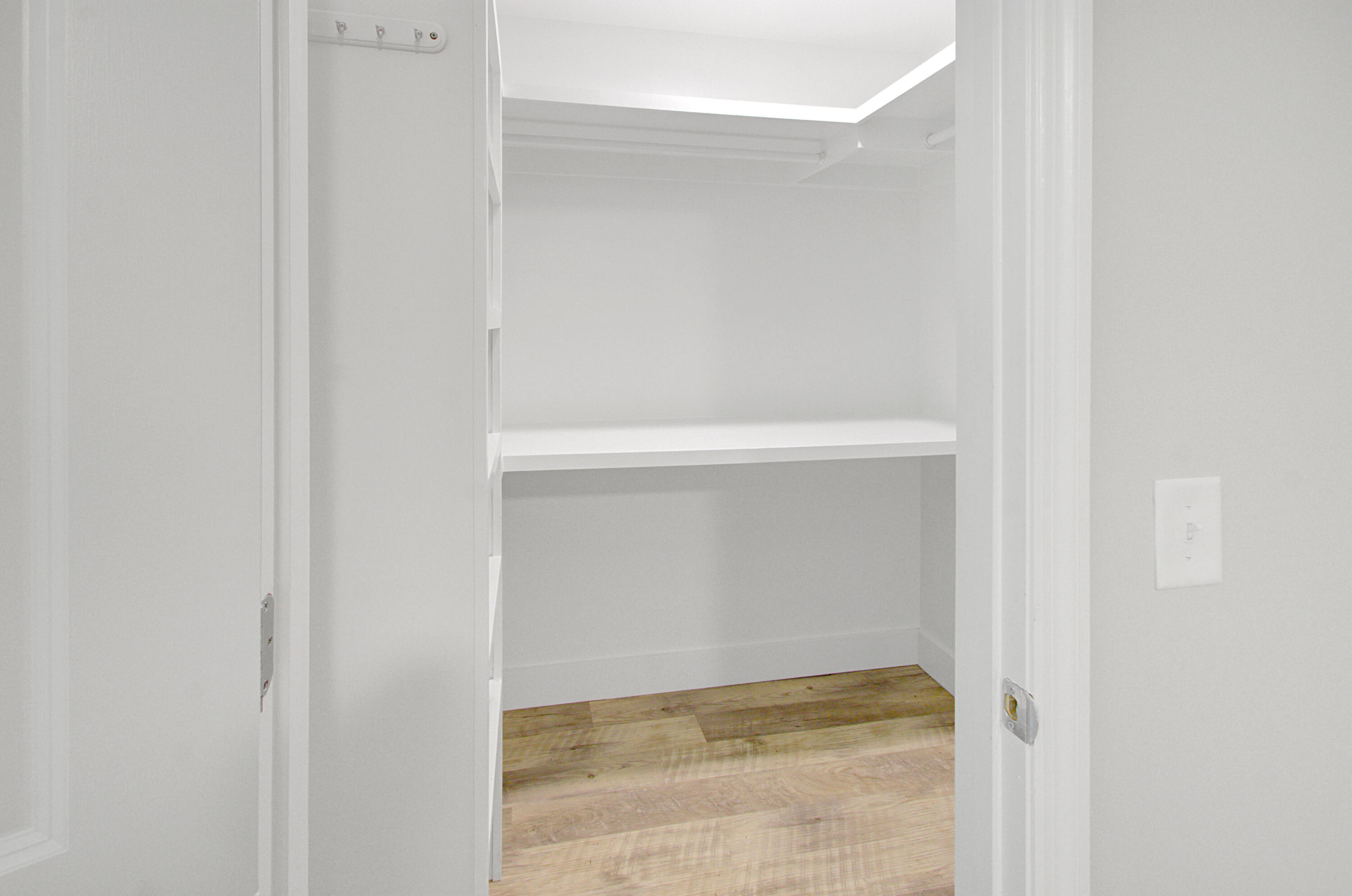 1299 Llewellyn Road Mount Pleasant, SC 29464 - Photo 12 of 29 Walk-In Closet