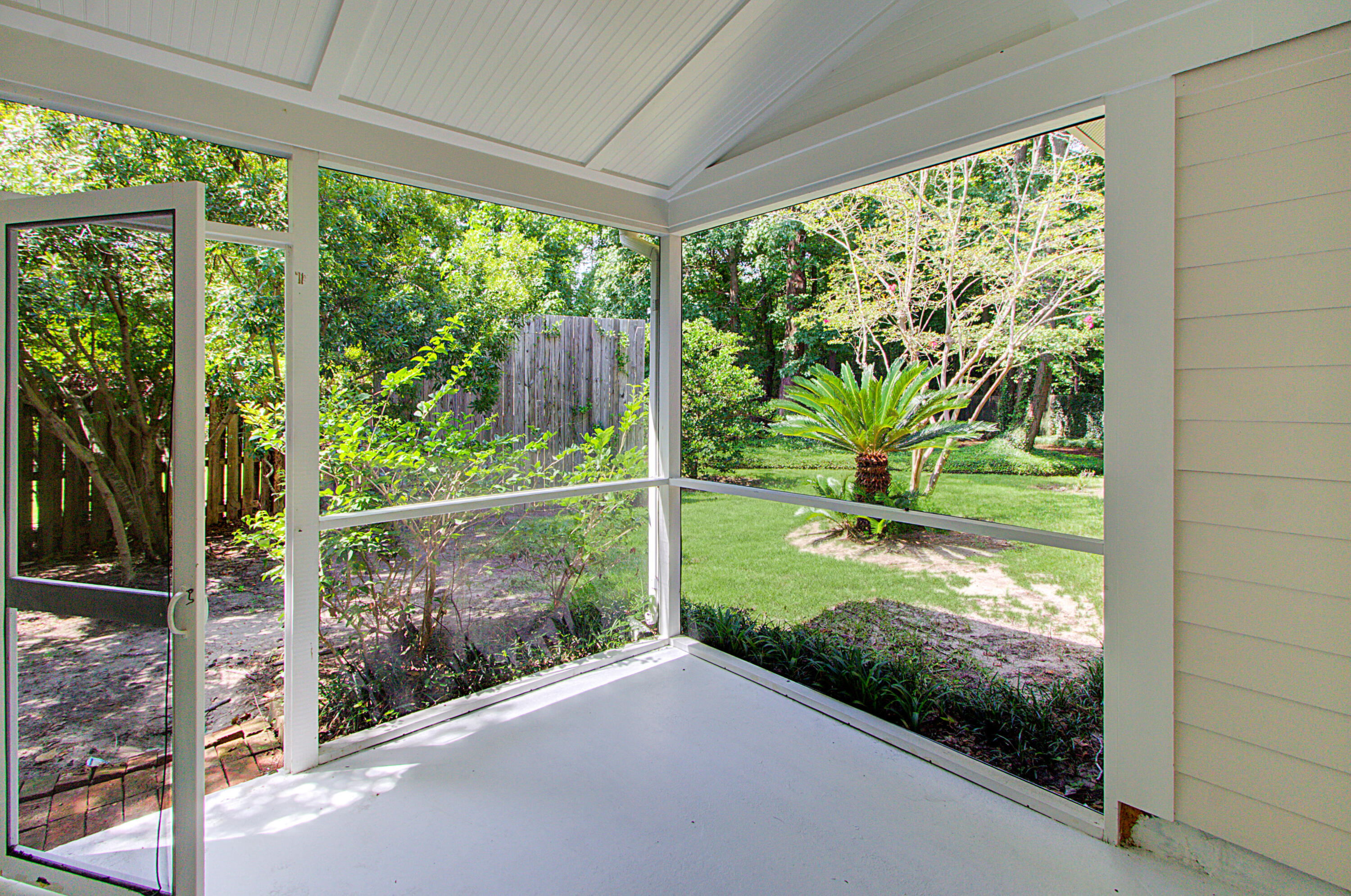 1299 Llewellyn Road Mount Pleasant, SC 29464 - Photo 18 of 29 Screened Porch