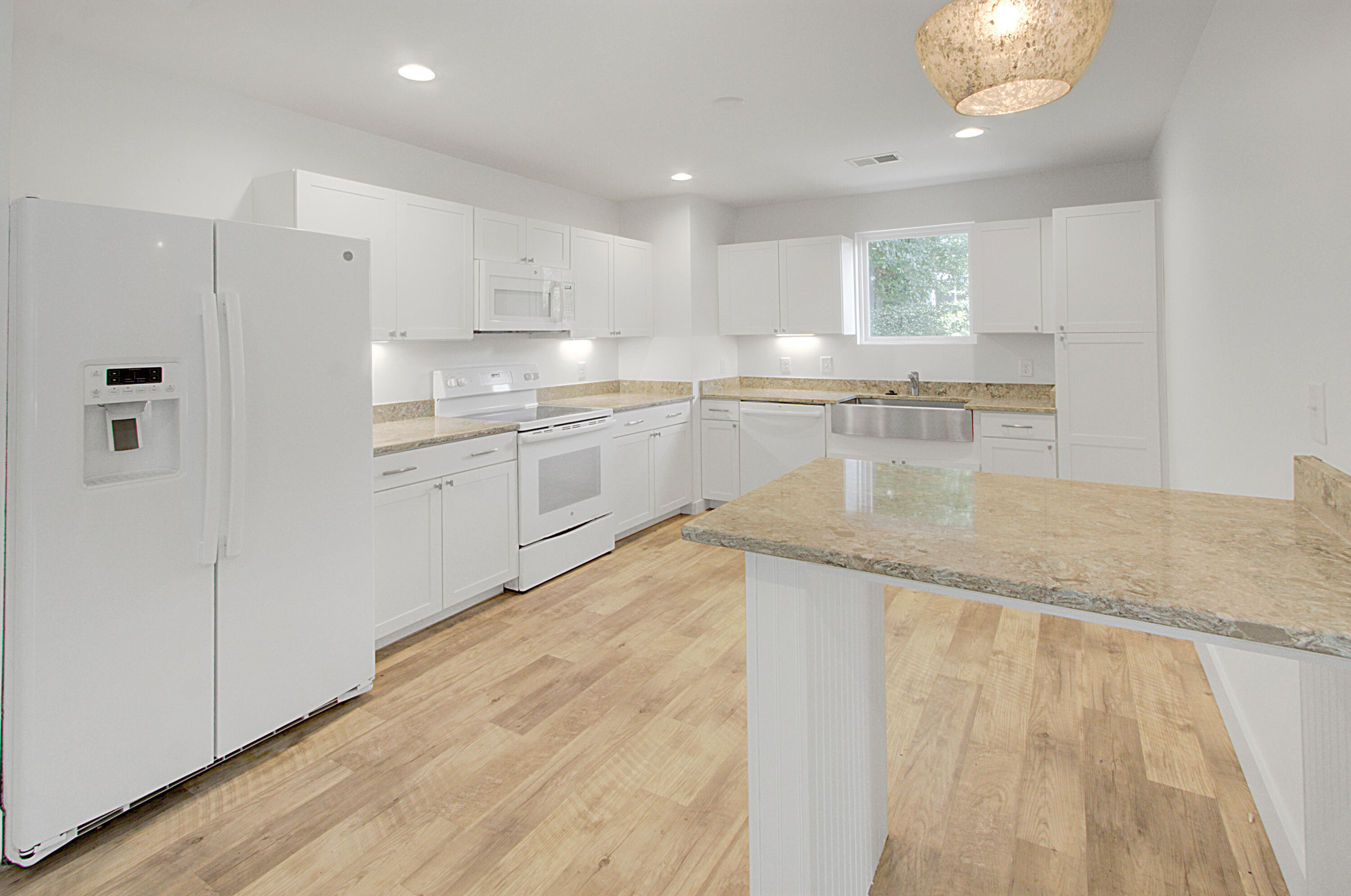 1299 Llewellyn Road Mount Pleasant, SC 29464 - Photo 6 of 29 Open Kitchen